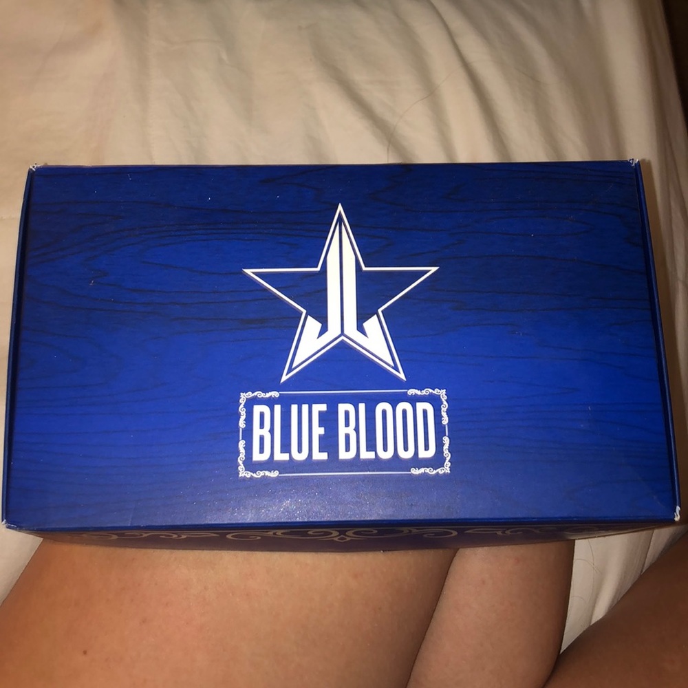 Blue blood palette